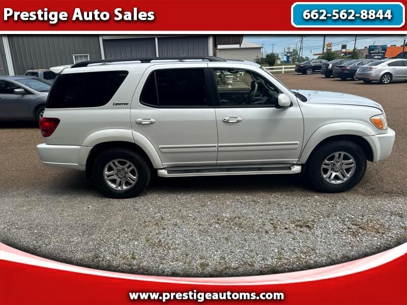 2005 TOYOTA Sequoia