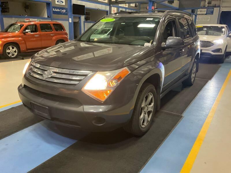 Suzuki XL7
