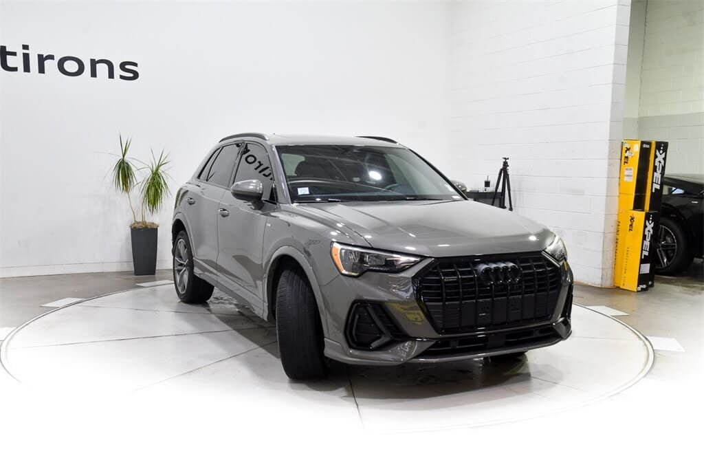 2022 Audi Q3