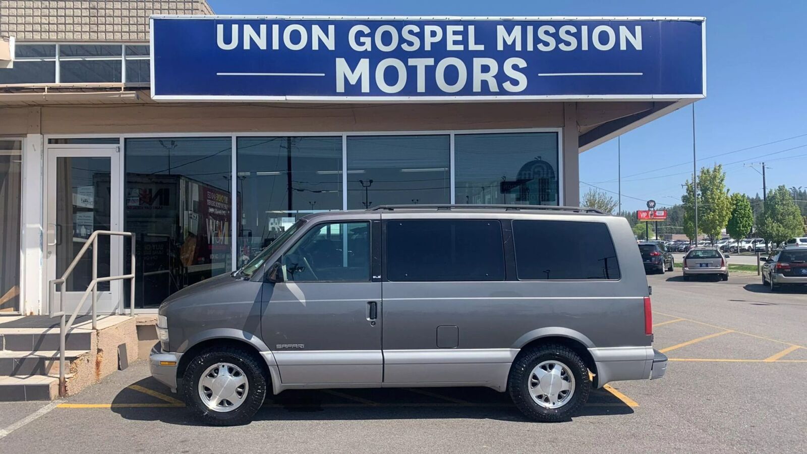 GMC Safari