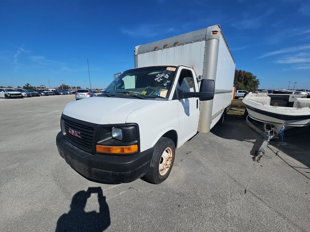 GMC Savana