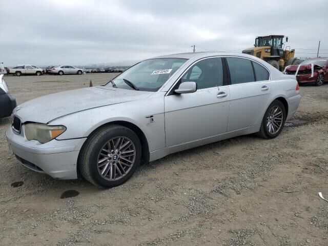 BMW 745i