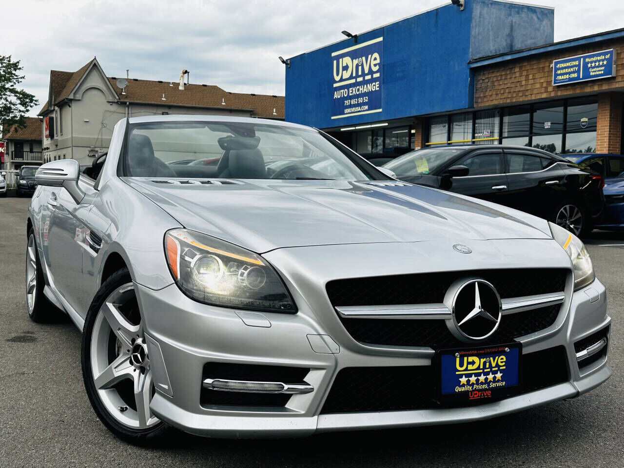 2012 MERCEDES-BENZ SLK-Class