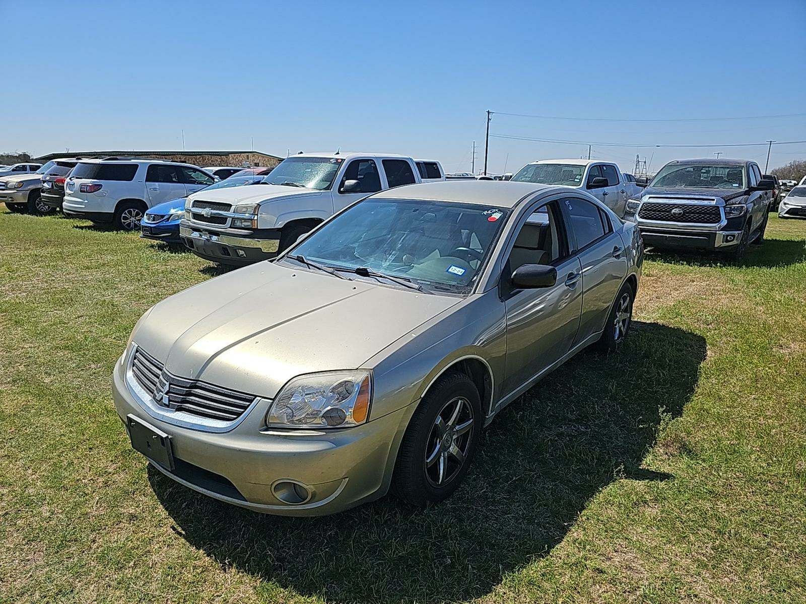Mitsubishi Galant