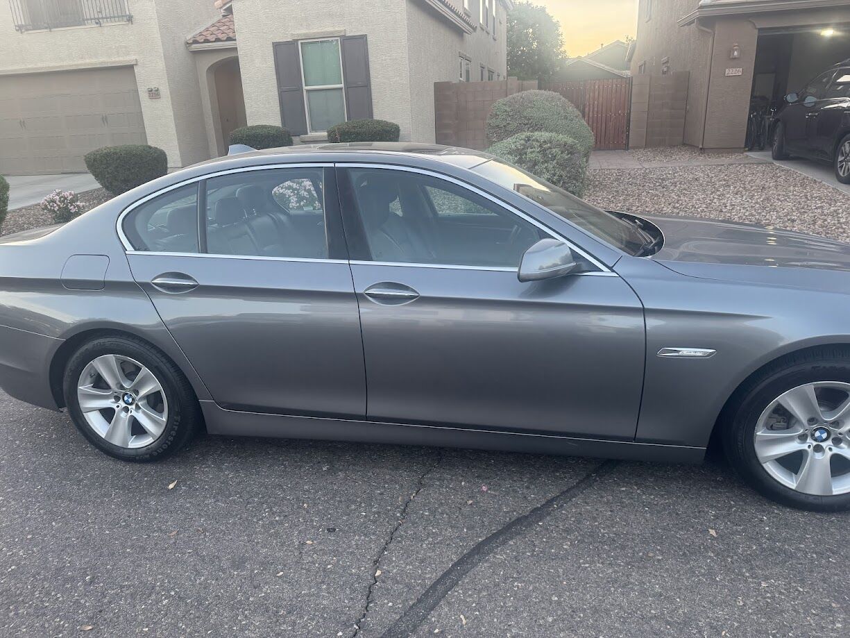 BMW 528i