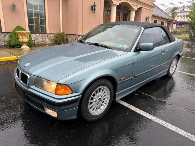 BMW 328iC