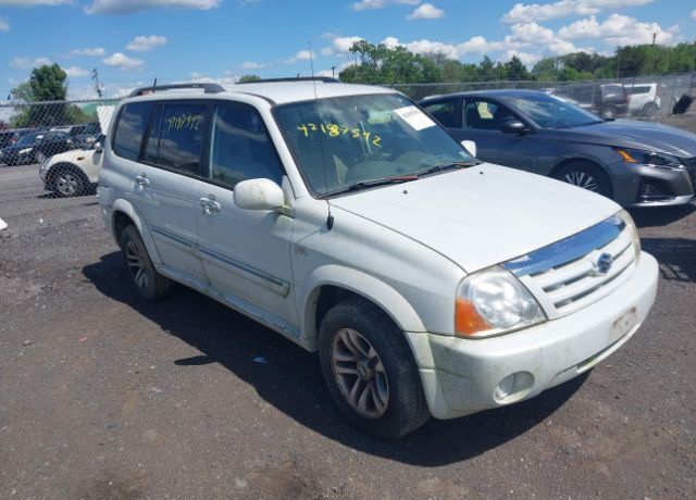 Suzuki XL7