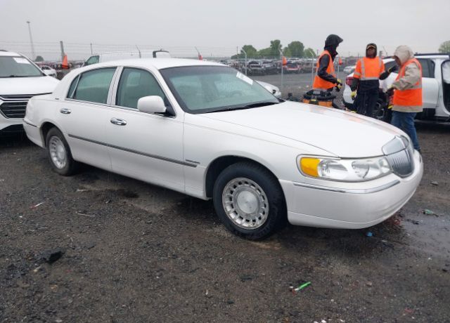 Lincoln Town Car