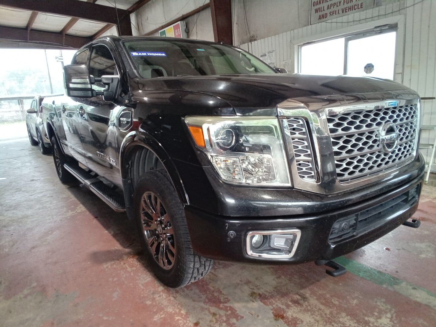 Nissan Titan