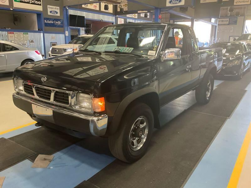Nissan Pickup