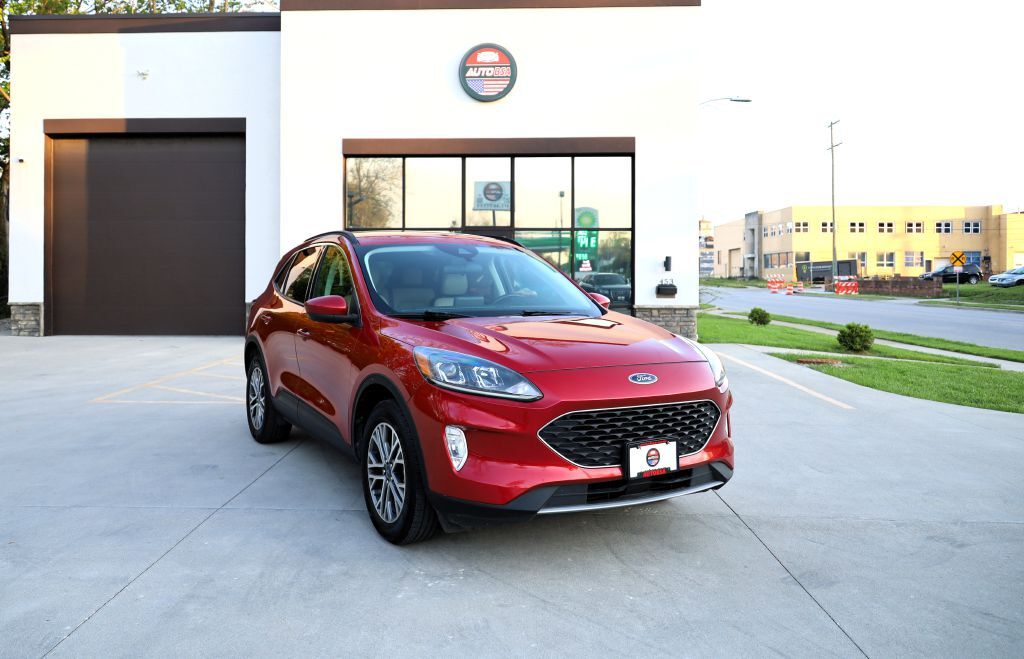 2021 FORD Escape