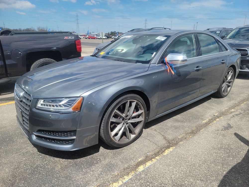 Audi S8