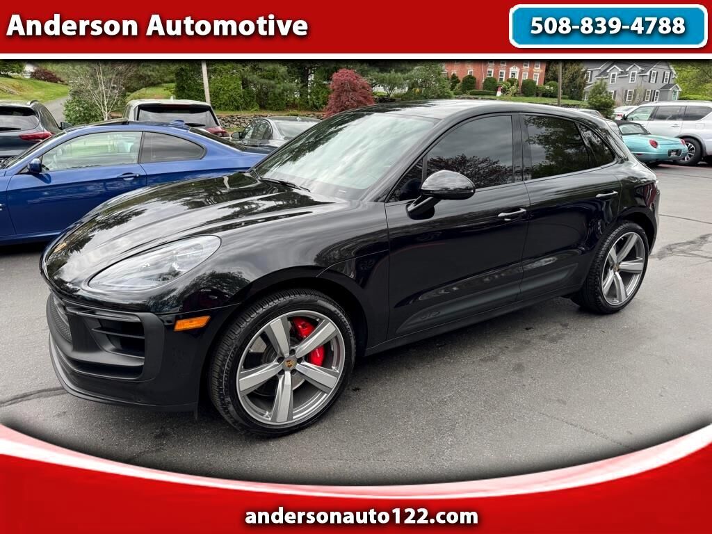 2024 PORSCHE Macan