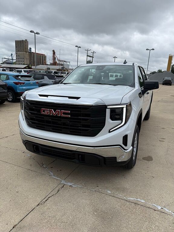 2025 GMC Sierra