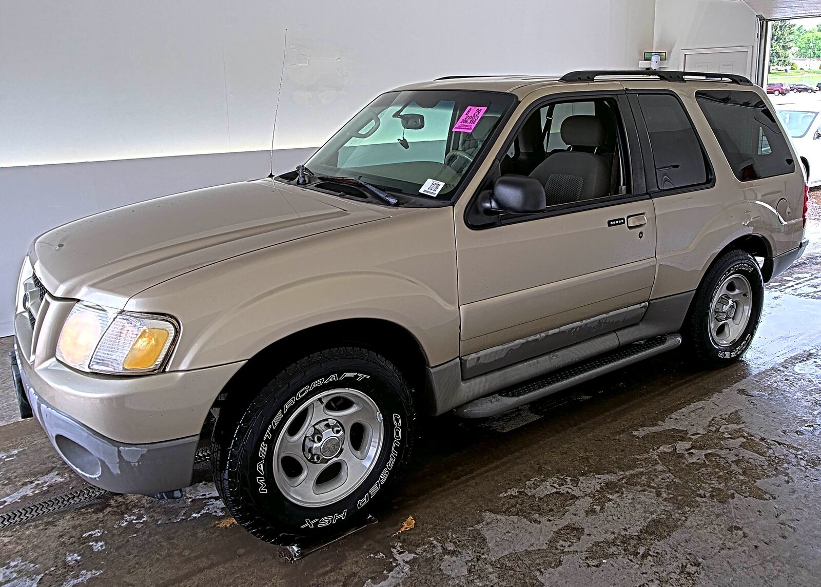 Ford Explorer Sport