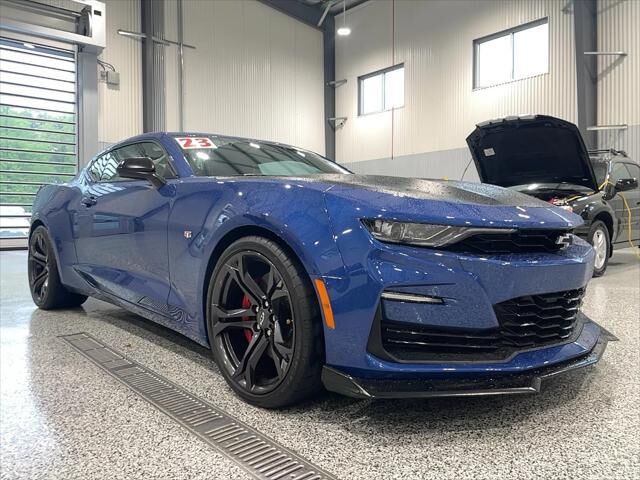 2023 CHEVROLET Camaro
