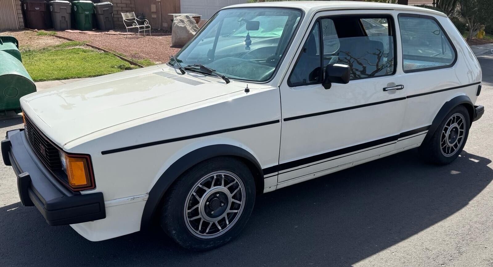 VOLKSWAGEN