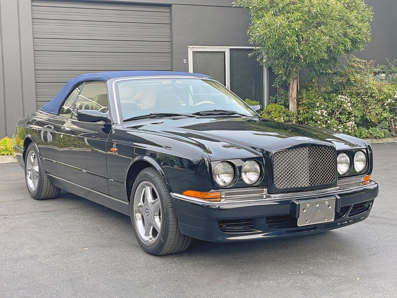 Bentley Azure
