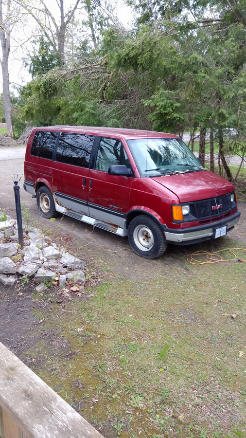 GMC Safari
