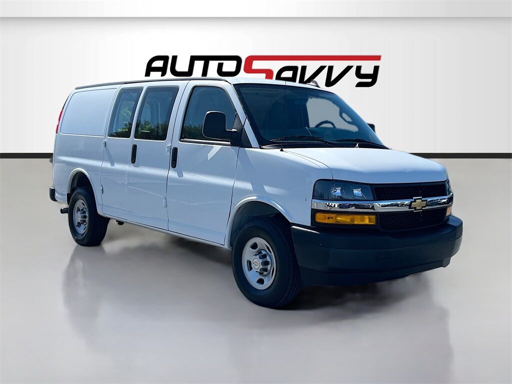 2024 CHEVROLET Express