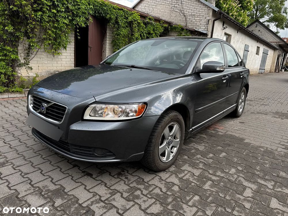 Volvo S40