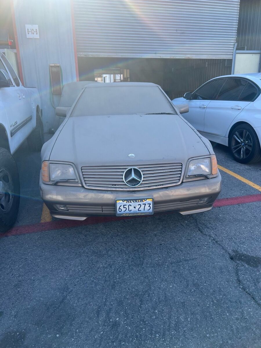 Mercedes-Benz 300