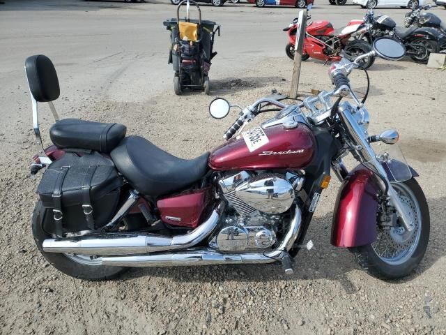 Honda VT750 (Shadow Aero)