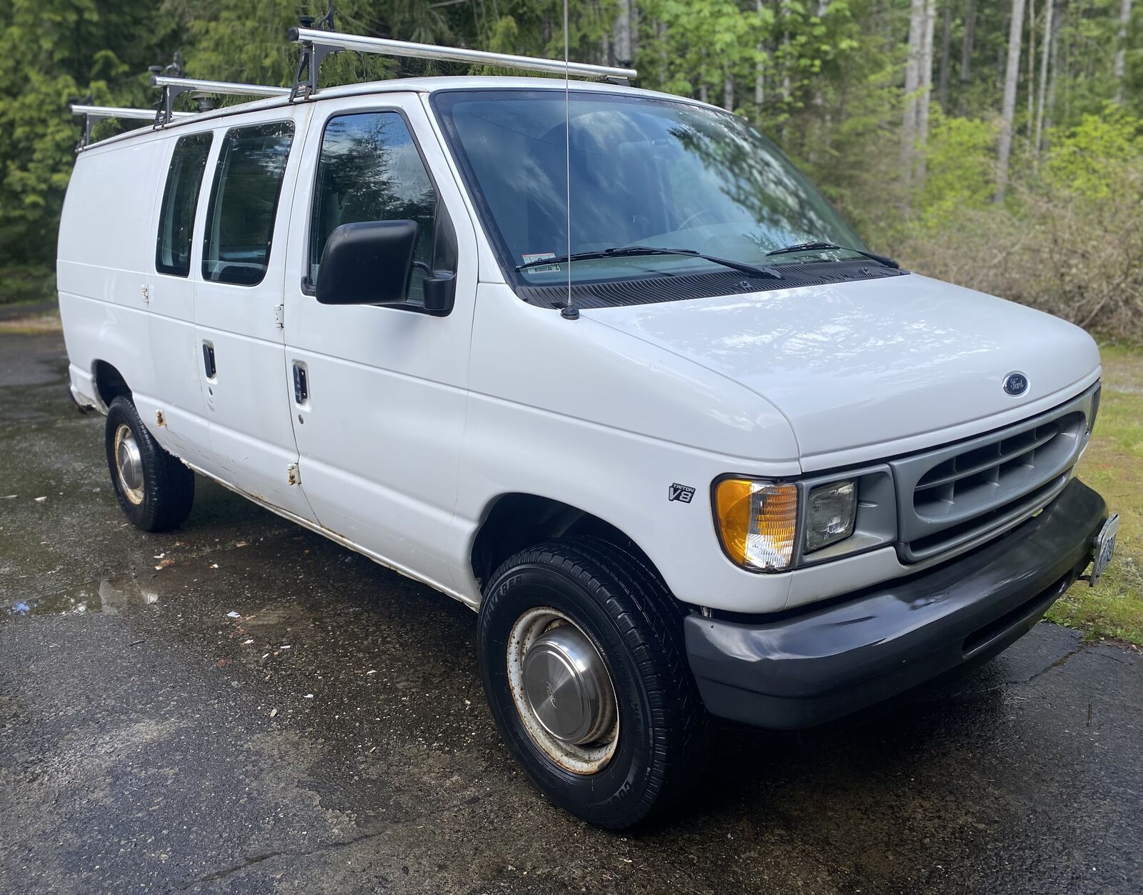 Ford E-350