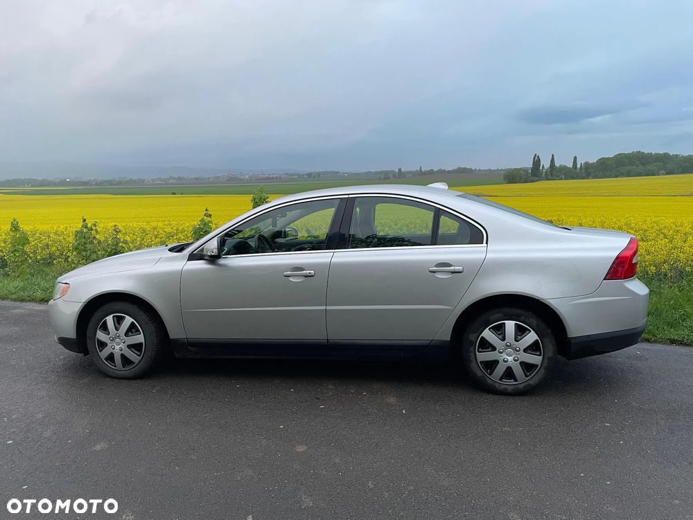 Volvo S80