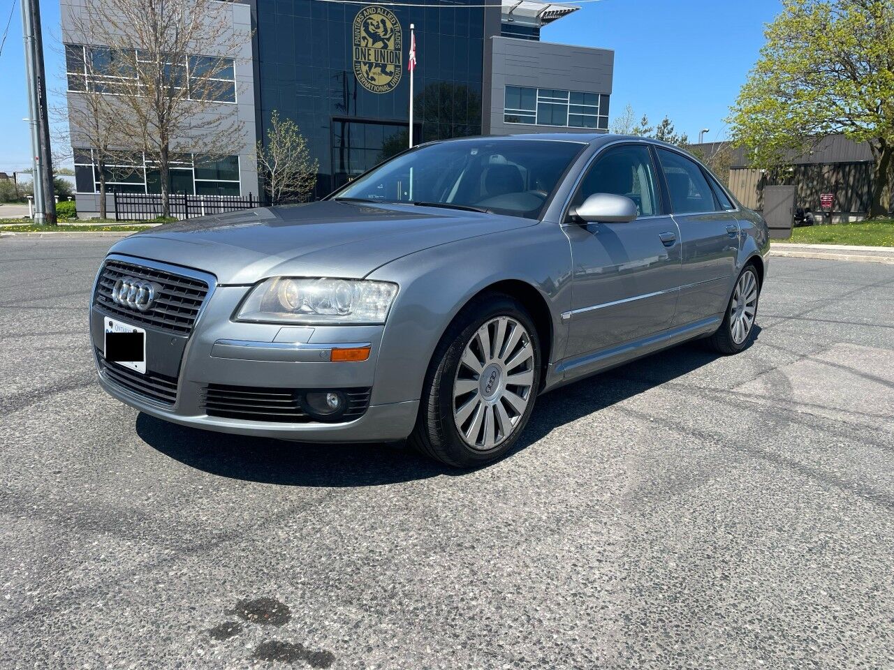 AUDI