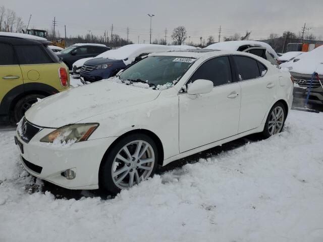 LEXUS