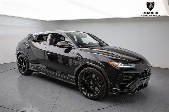 LAMBORGHINI