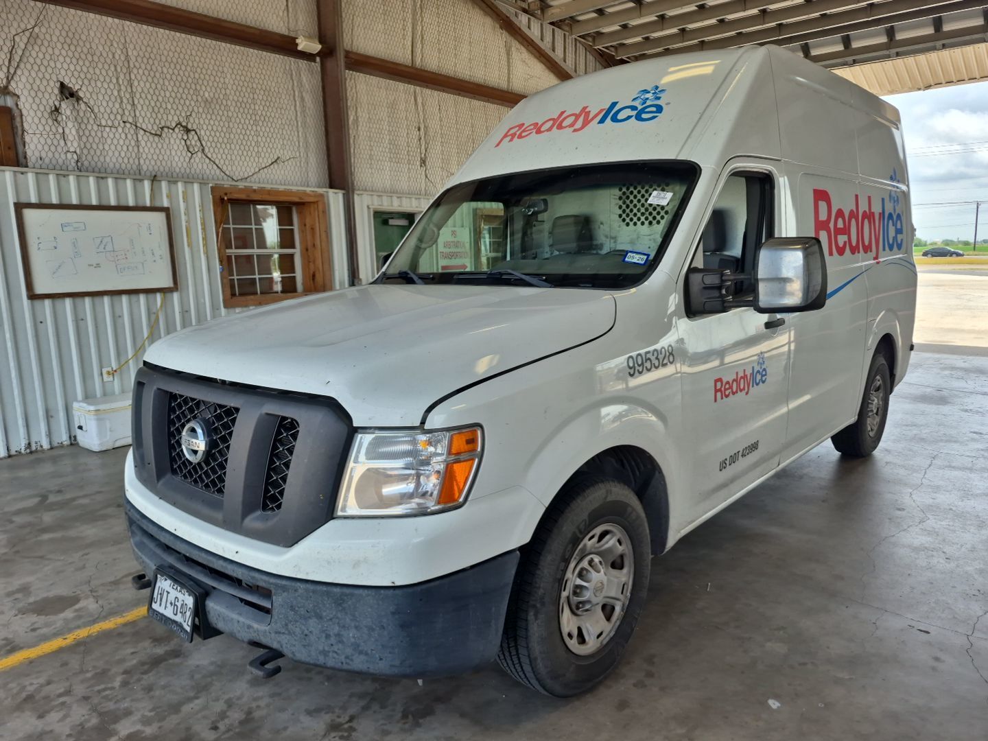Nissan NV