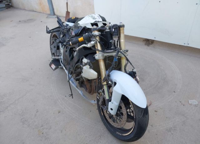 Suzuki GSX-R750
