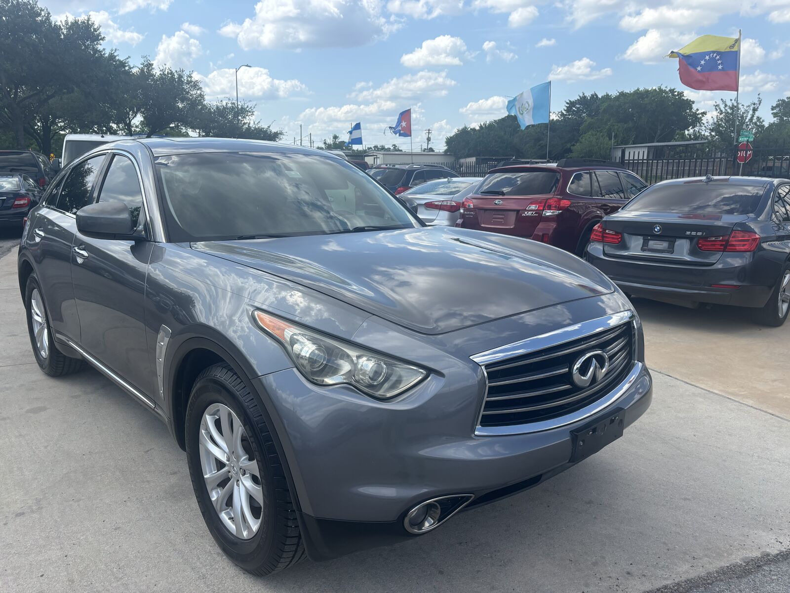 Infiniti FX35