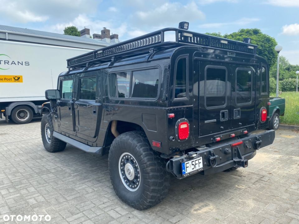 HUMMER H1