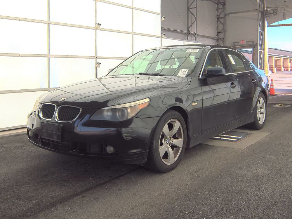 BMW 530i