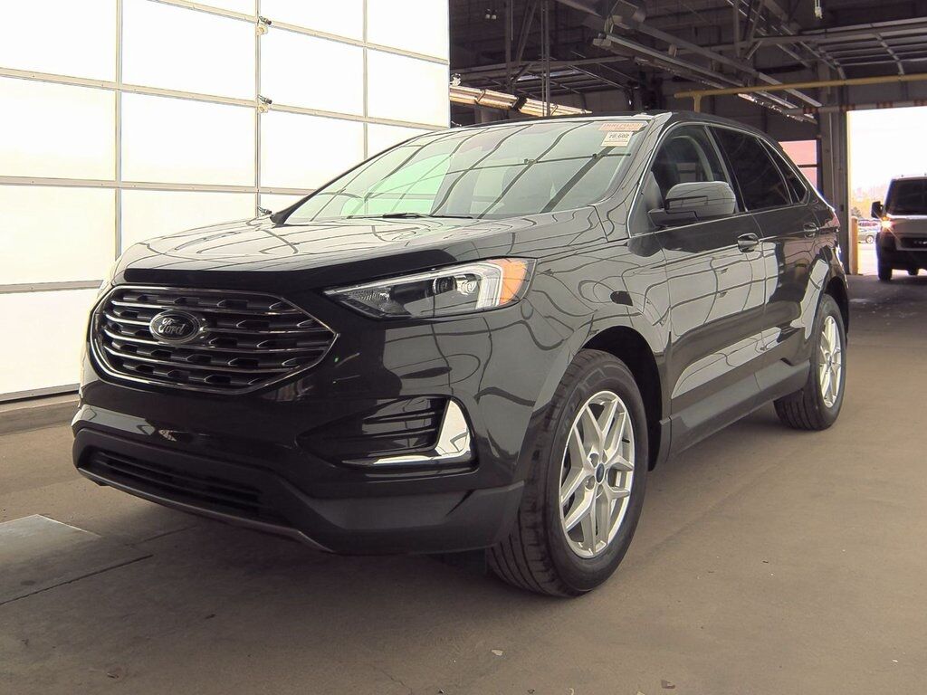 2022 FORD Edge