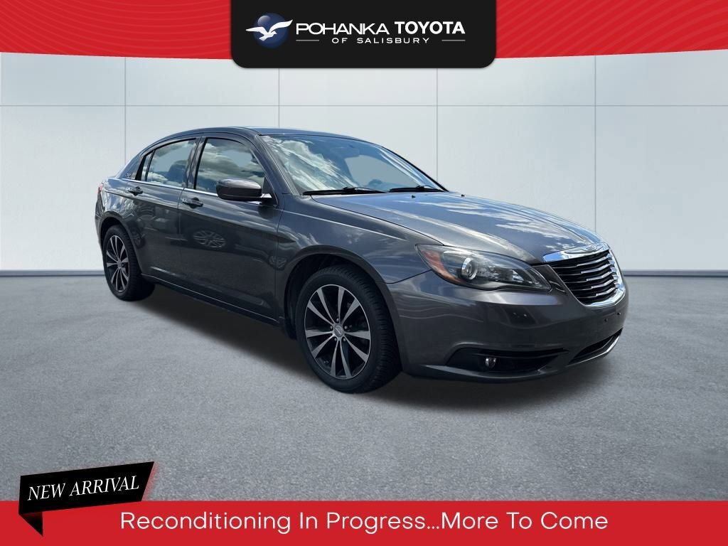 2014 CHRYSLER 200