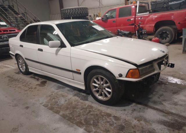 BMW 328i