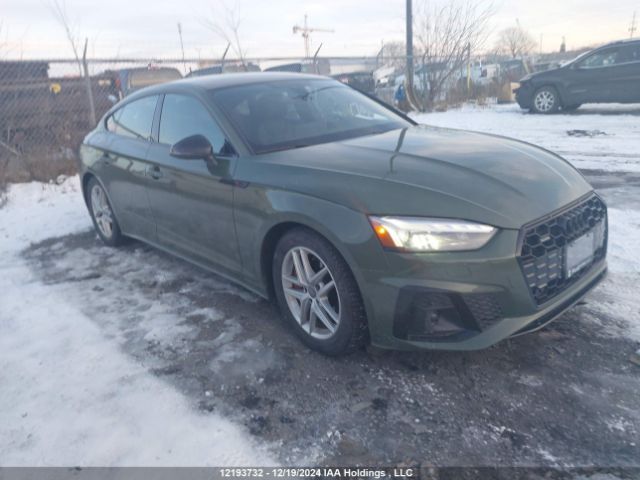 AUDI