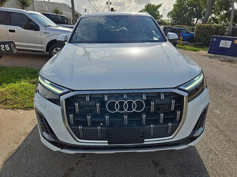 2025 AUDI Q7