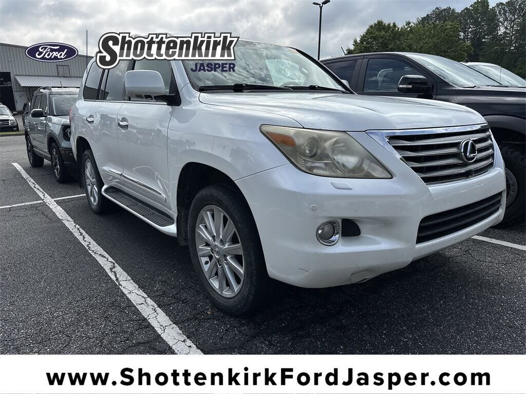 Lexus LX