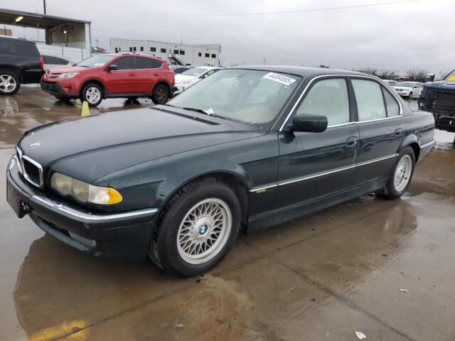 BMW 740i