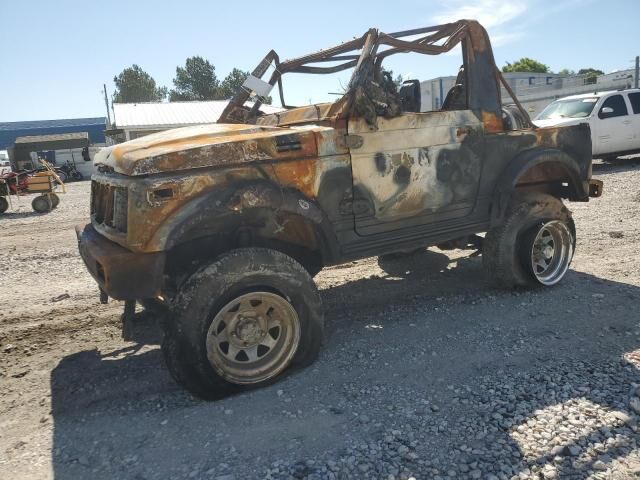 Suzuki Samurai