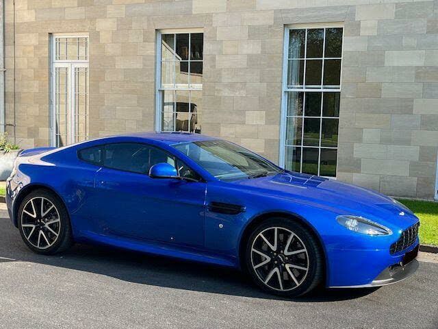 Aston Martin V8 Vantage