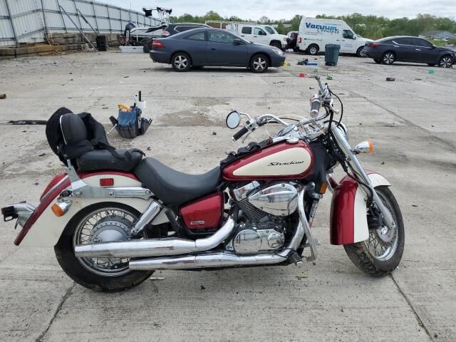 Honda VT750 (Shadow Aero)