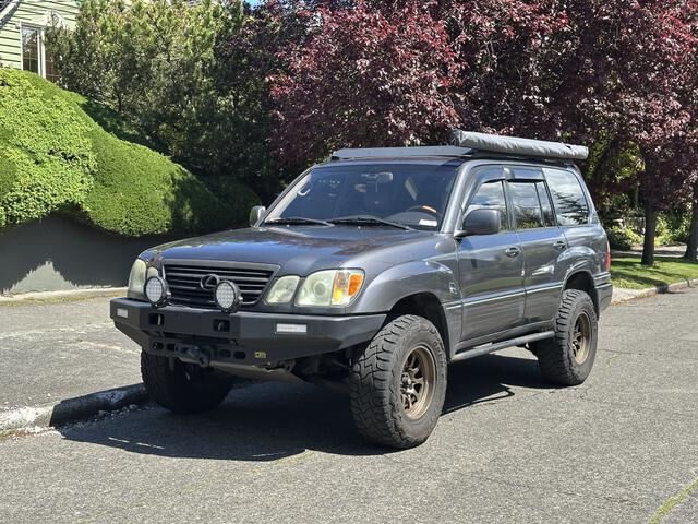 Lexus LX