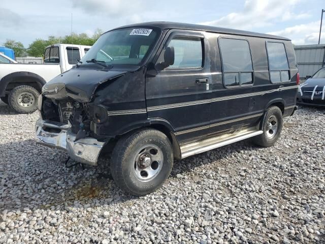 Dodge Ram Van