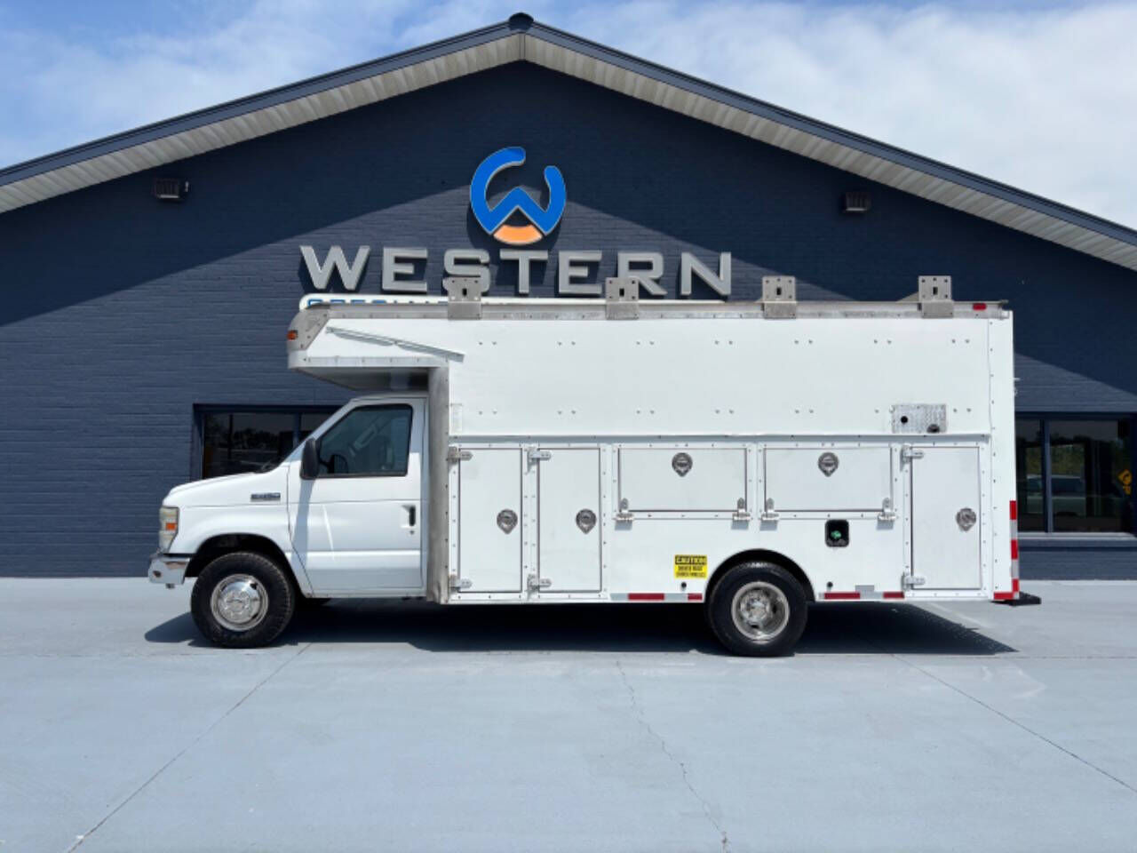 Ford E-450